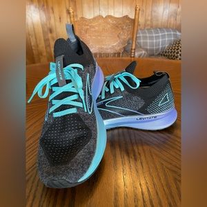 Brooks Levitate 5